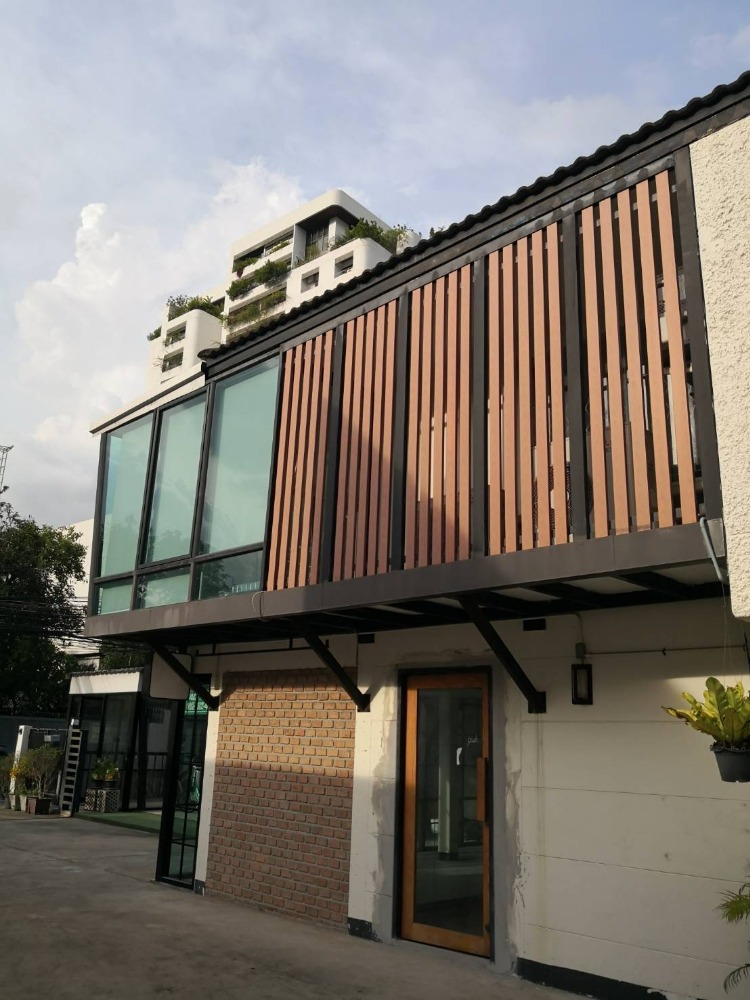 NA-B9000  ให้เช่า Sale Office / Coffe shop /Office space / Sale Gallary สุขุมวิท 39 ย่าน พร้อมพงษ์