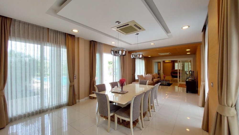 RH817 Rent : Luxury detached house Windmill Bangna กม.10 (สนามกอล์ฟ Summit Windmill Golf Club)