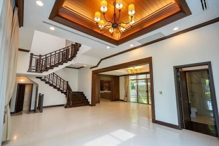 RH808 RENT : detached house with Pool Villa Sathon Massive 4 bedroom