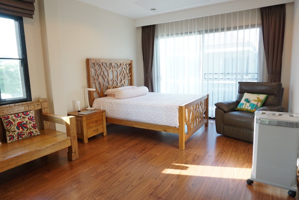 RH809 ให้เช่าบ้านเดี่ยว 2 ชั้น Villa Arcadia Srinakarin เฟอร์ครบ พร้อมเข้าอยู่