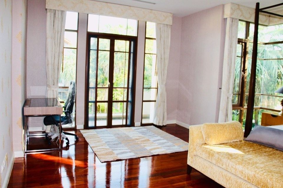 RH816 Rent Luxury detached house Baan Sansiri Sukhumvit 67