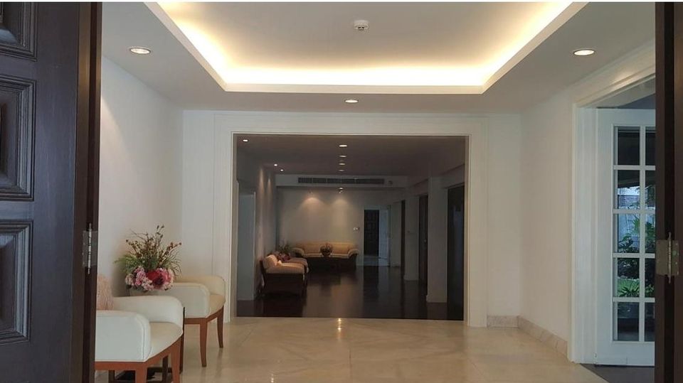 RH838 RENT House in Compound at soi Pattanasin Sathorn