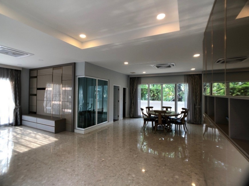 RH911 House for Rent : Grand Bangkok Boulevard Rama 9 - Srinakarin