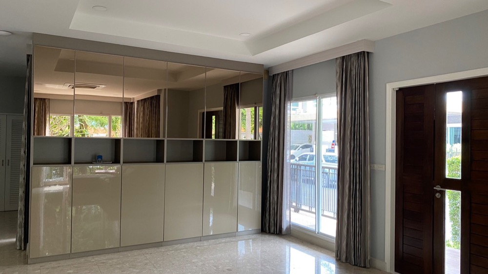 RH911 House for Rent : Grand Bangkok Boulevard Rama 9 - Srinakarin