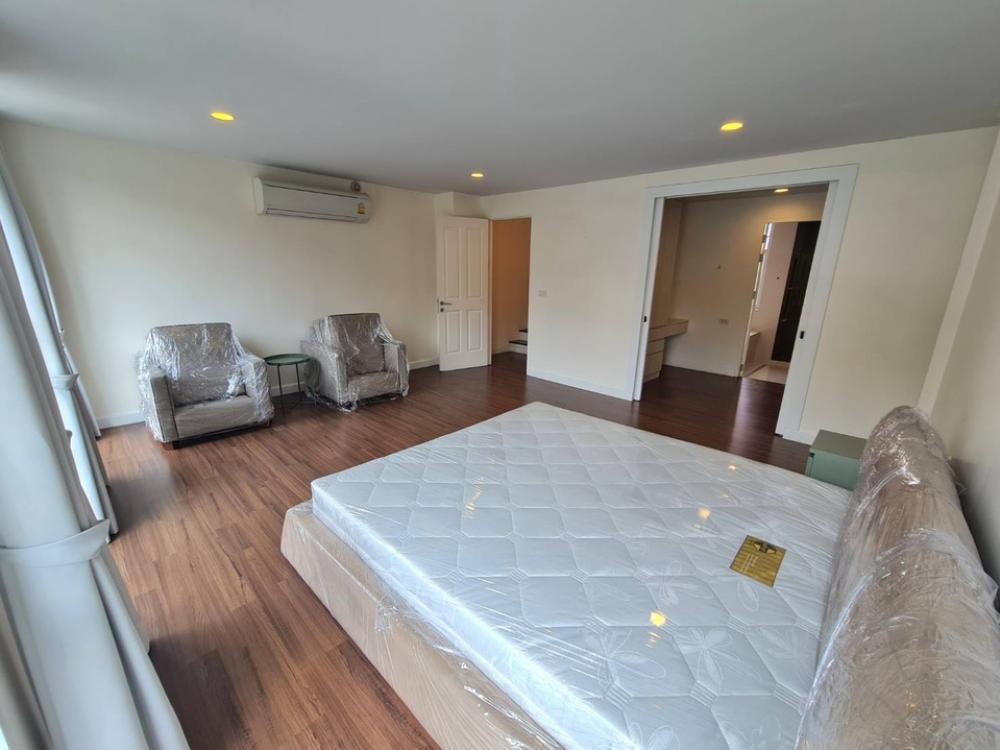 RH940 Rent Townhome at Sukhumvit 77 near Habio