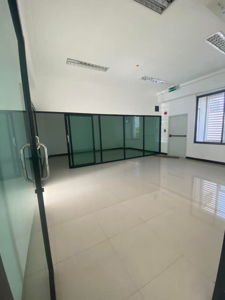 RB1006 Office for rent Bangna Complex