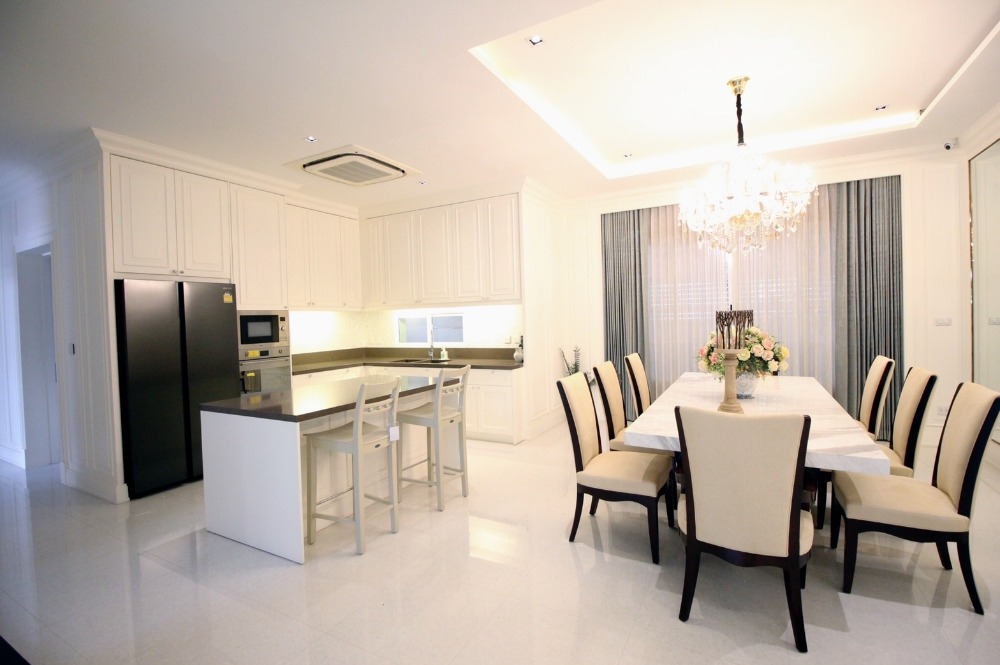 RH1100 Rent/Selling บ้านเดี่ยวสุดหรู โครงการนาราสิริ บางนา ตกแต่งเหมือนบ้านตัวอย่าง