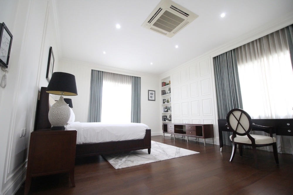 RH1100 Rent/Selling บ้านเดี่ยวสุดหรู โครงการนาราสิริ บางนา ตกแต่งเหมือนบ้านตัวอย่าง