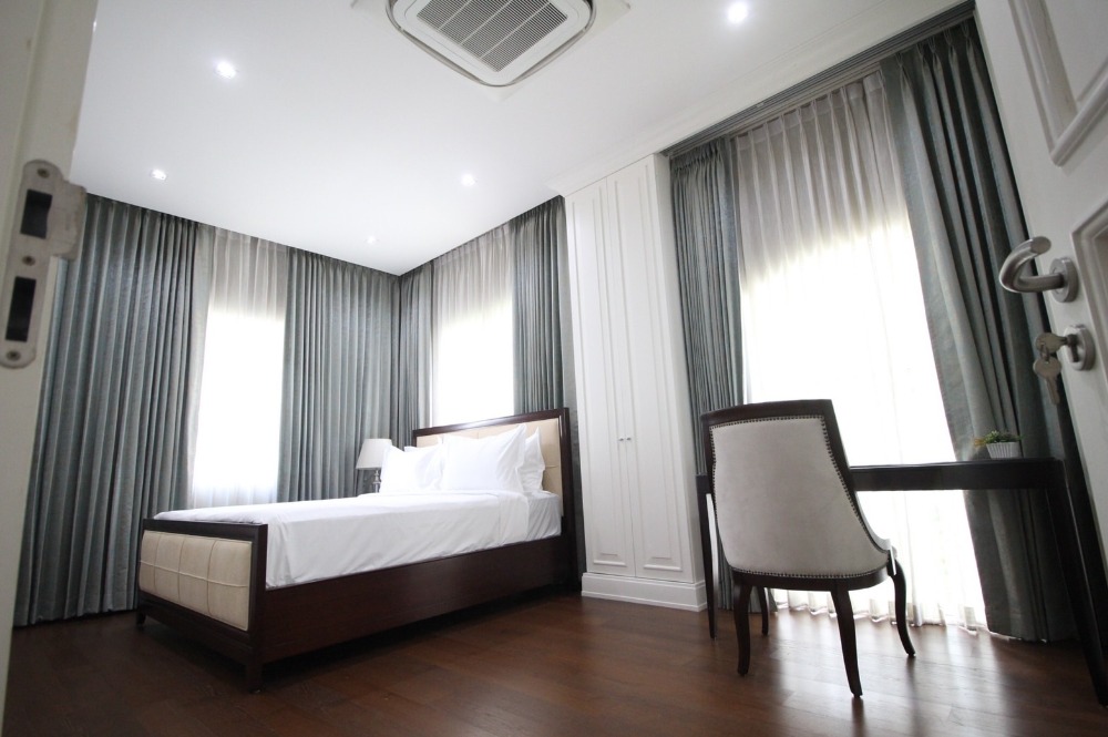 RH1100 Rent/Selling บ้านเดี่ยวสุดหรู โครงการนาราสิริ บางนา ตกแต่งเหมือนบ้านตัวอย่าง