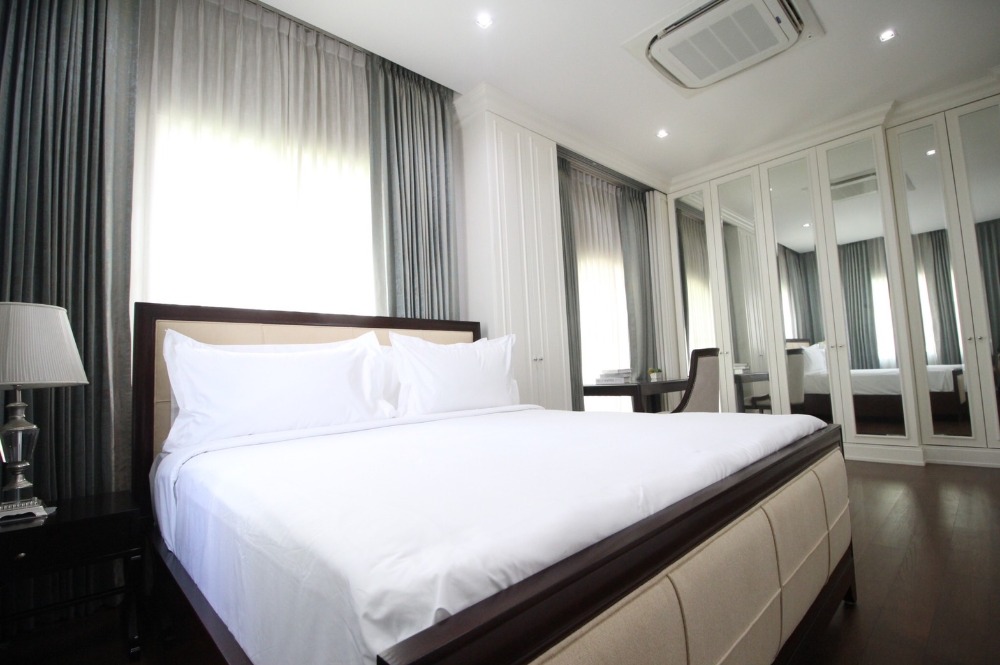 RH1100 Rent/Selling บ้านเดี่ยวสุดหรู โครงการนาราสิริ บางนา ตกแต่งเหมือนบ้านตัวอย่าง