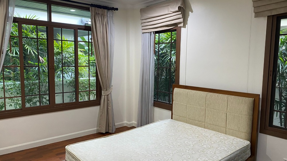 RH1200 House for Rent : Narasiri Phatthanakan - Srinakarin