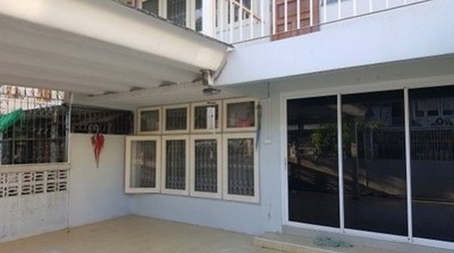 RH1201 ให้เช่าบ้านเดี่ยว 2 ชั้น 50 ตร.วา Renovated 50 ตร.วา 3 ห้องนอน 3 ห้องน้ำ