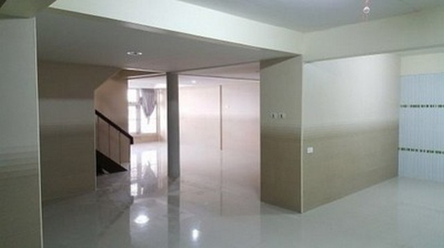 RH1201 ให้เช่าบ้านเดี่ยว 2 ชั้น 50 ตร.วา Renovated 50 ตร.วา 3 ห้องนอน 3 ห้องน้ำ