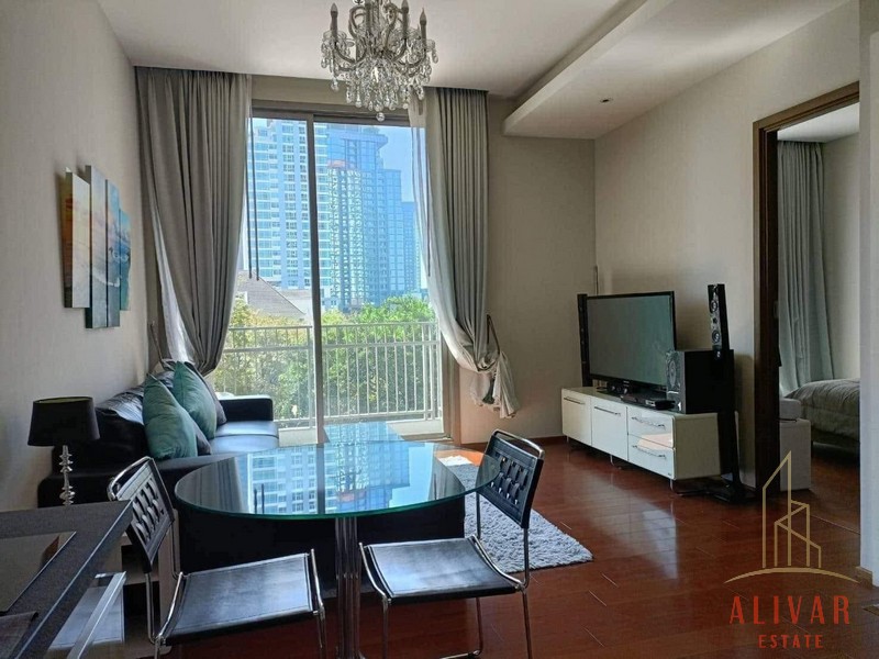 RC011223 Condo for rent QUATTRO BY SANSIRI near BTS Thong Lo.