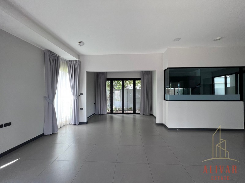 RH014223 2 storey detached house for rent VIVE Bangna-Km.7 Luxury Gallery House