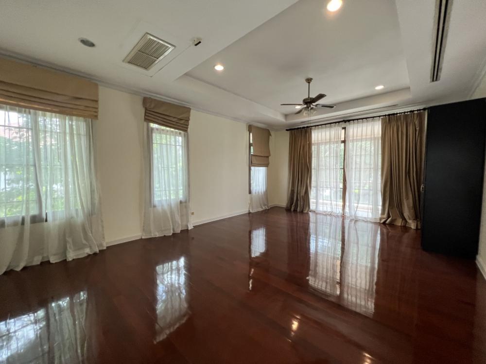 RH024523 House for Rent Narasiri Pattanakarn - Srinakarin