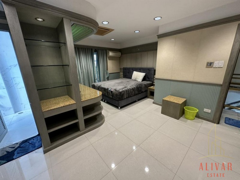 RH031123 Single house for rent, 2-storey in Sathorn, 5bedroom and 6 bathroom fully furnished, ready to move in