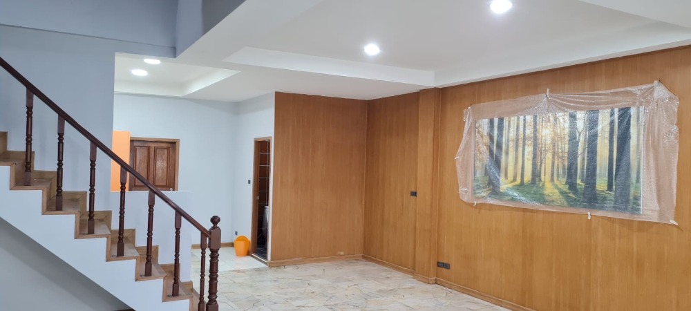 RH031023 House for Rent in Sukhumvit Near BTS Phra Khanong