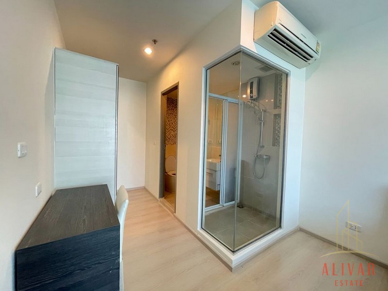 RC032223 Condo for rent Life Ratchadaphisek near MRT Huai Khwang