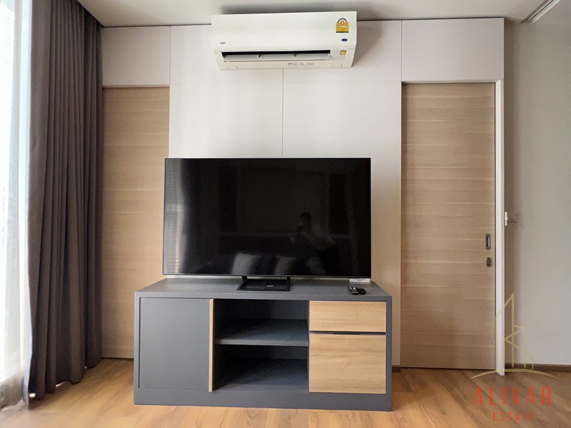 RC032523 For Rent PARK 24 Condo Sukhumvit 24  near BTS Prompong