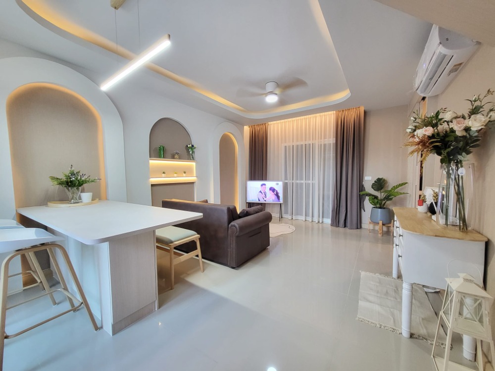 RH041723 ขาย-ให้เช่า Casa City Bangna Fully-furnited 3 bedroom