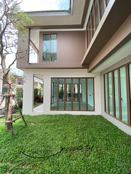 SH050023 Luxury 2 storey detached house for sale, Burasiri Village, Krungthep Kreetha