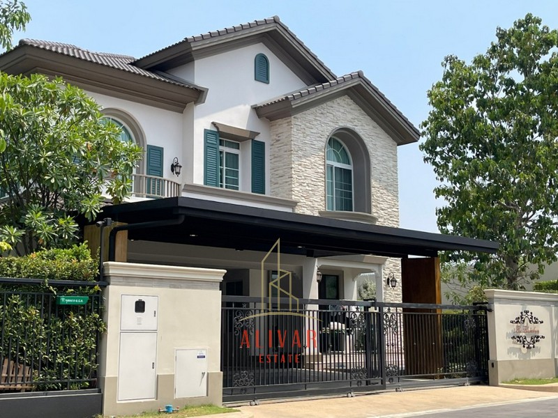 RH051023 2 storey detached house for rent Super luxury Nantawan Ramintra-Paholyothin 50 fully furnished