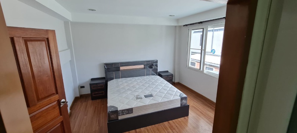 RH031023 House for Rent in Sukhumvit Near BTS Phra Khanong