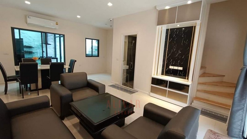 RH020124 ให้เช่า Premium Townhome 3ชั้น Eigen Pattanakarn ย่านพัฒนาการ อ่อนนุช