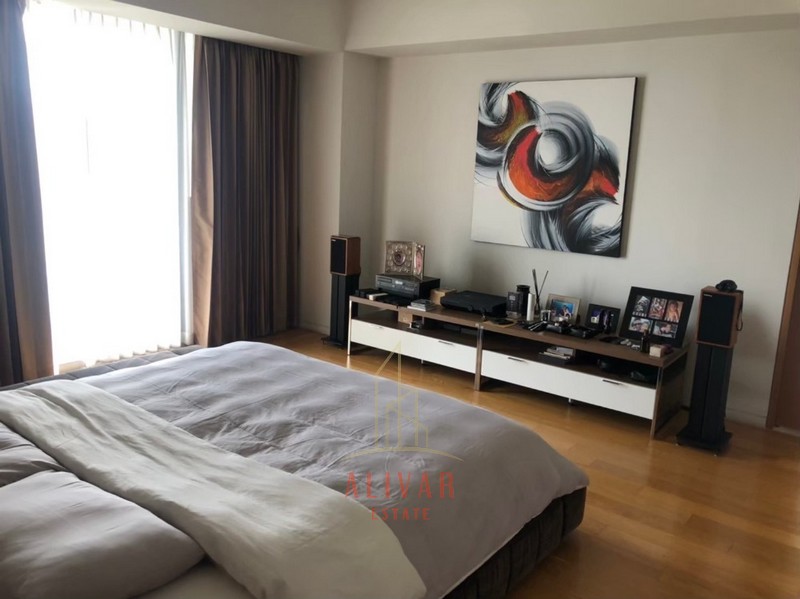 RC040824 Condo for rent, Duplex The Met Sathorn, near BTS Chong Nonsi.