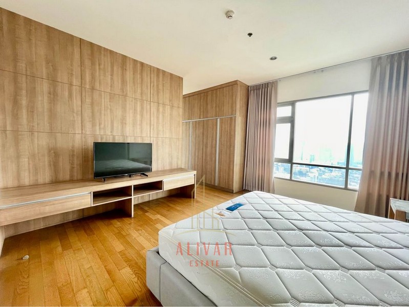 RC050324 Condo for rent The Madison Sukhumvit 41 BTS Phrom Phong.