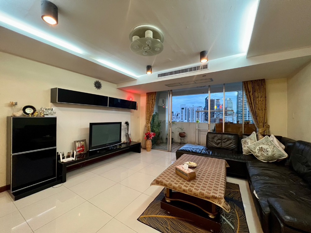 SC040224 Condo for sale, special price, D.S. Tower II Sukhumvit 39, near BTS Phrom Phong.