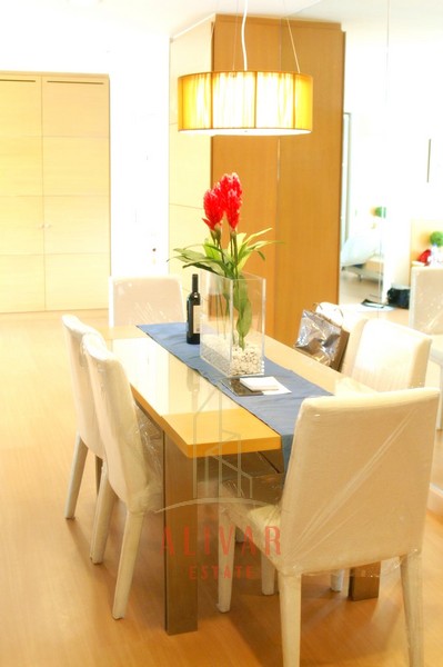 SC050624 Condo for sale, The Bangkok Thanon Sap, near MRT Sam Yan.