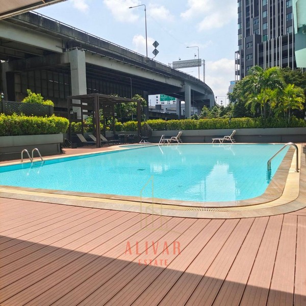 RC070024 Condo for rent, fully furnished, Wittayu Complex, near BTS Ploenchit.