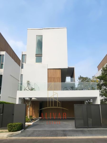 RH070324 ให้เช่า บ้านเดี่ยว 3ชั้น 3ห้องนอน 4ห้องน้ำ Vive พระราม9 fully furnished