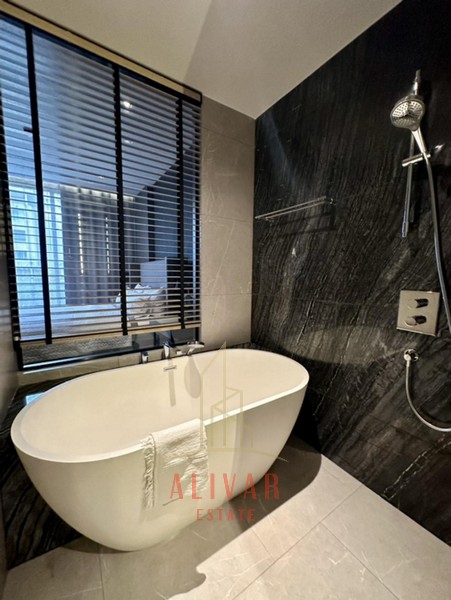 RC090024 Condo Luxury Private for rent The Reserve 61 Hideaway fully furnished near BTS Ekkamai