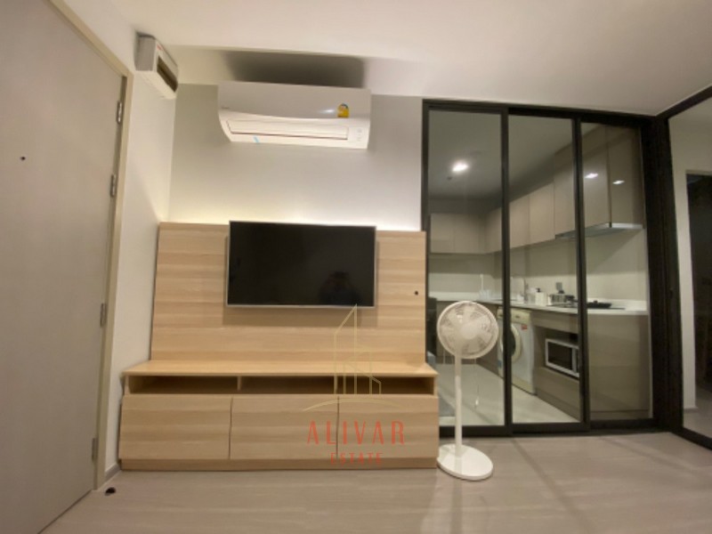 RC090324 Condo Life Ladprao for rent, next to BTS Ha Yaek Lat Phrao, opposite Central Lat Phrao