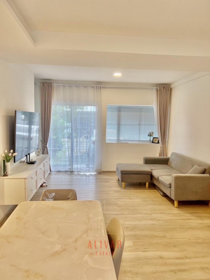 RH101224 ให้เช่าทาว์นโฮม Indy บางนา-รามคำแหง 2 ใกล้ Mega บางนา( 2Bed 3Bath)