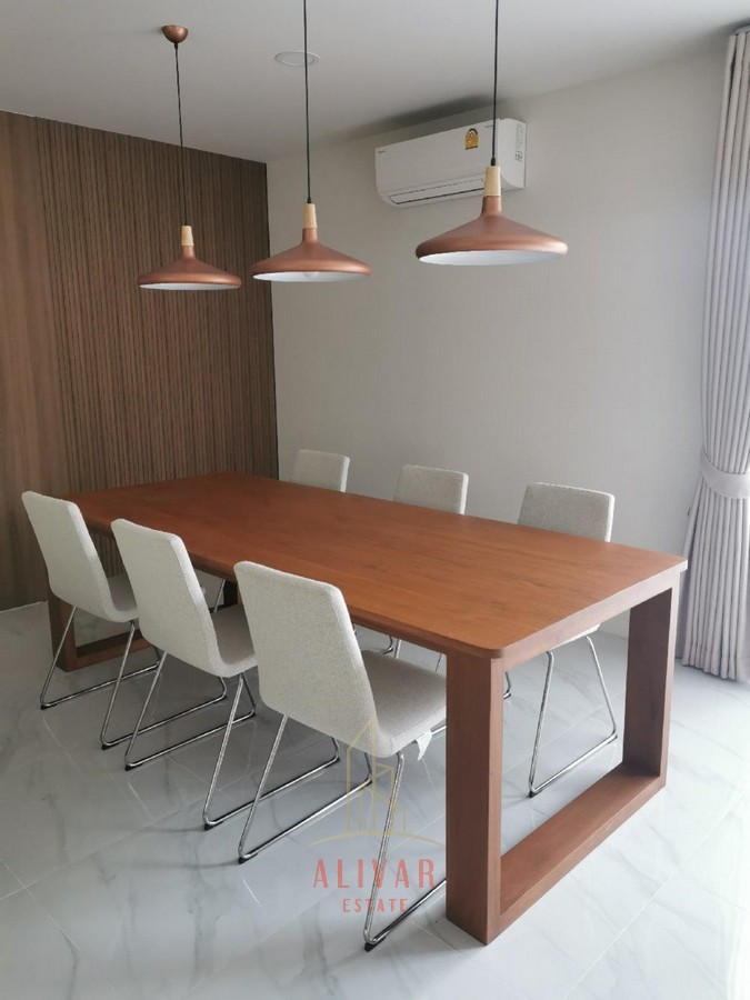 RH101424 ให้เช่า Townhome  Altitude Kraf Bangna ใกล้ MEGA บางนา (6bed 6bath)