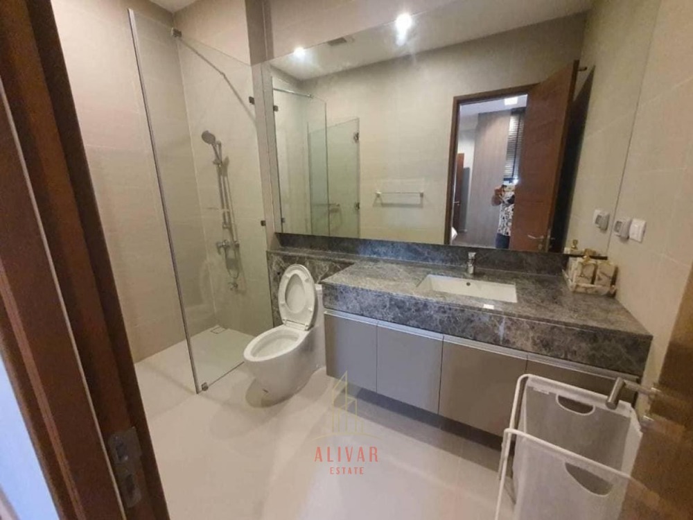 RH101524 Luxury Residence with Pool Villa for rent at Sukhumvit77