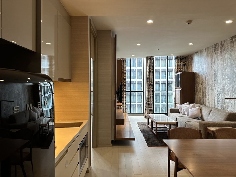 RC110824 For rent/sale Condo NOBLE PLOENCHIT with private lift, next to BTS Ploenchit